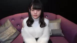 FC2PPV-4165309 就读于小冈大学的勇敢而认真的女孩