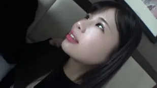 FC2PPV-4697598 她巨大的乳房会随着她的快乐而扭动