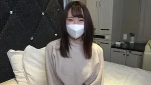 FC2PPV-4021362 对男人没什么经验的宠物店店员