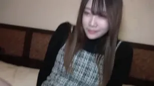 FC2PPV-4025291 与身高173cmE罩杯酷似梅露的美女激情性爱
