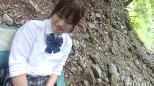 FC2PPV-3964877 玩弄可爱少女的身体不戴套射进阴道里