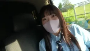 FC2PPV-3808415 刚成年的小美女