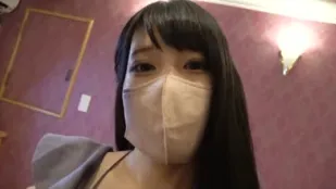 FC2PPV-3825585 拥有丰满潮吹高潮的清纯苗条美女