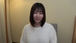 FC2PPV-3837949 像小姑娘一样长大的大学生