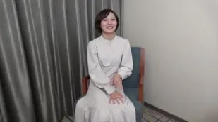 FC2PPV-3757674 少年感十足的苗条女神本能地进行着绝妙的性爱