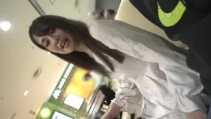 FC2PPV-3682193 自从被我的闺蜜勾引的那天起