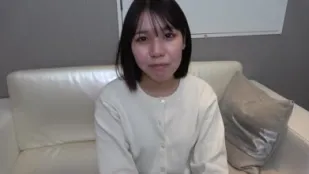 FC2PPV-4591062 憧憬闪耀女大生活从富山上京的风香酱迎来的却是