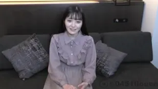 FC2PPV-3322109 在街上发现的美女