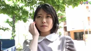 FC2PPV-4751650 清纯无邪的女大学生
