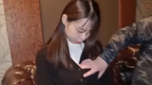 FC2PPV-3164708 已婚少妇借了高利贷却无力偿还贷款最终只能用乳头滴下的奶水来偿还