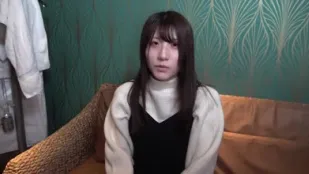 FC2PPV-3169664 天真可爱的职校女生