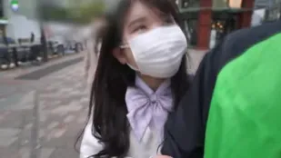 FC2PPV-3175420 干净利落的E罩杯巨乳现役高中生