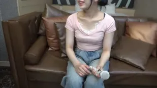 FC2PPV-4769454 滚烫的精液涌入她纤细白皙的身躯