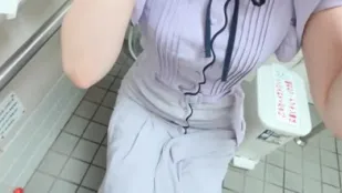 FC2PPV-4583231 从穿校服的那一天起她已经成长为一个出色的女人