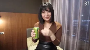 FC2PPV-2949800 在涩谷搭讪寻找干爹的巨乳女大学生