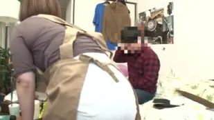 FC2PPV-4584542 神级捕获天然弹嫩白皙美乳人妻