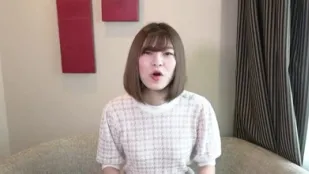 FC2PPV-1922123 在百货公司工作的漂亮美容顾问