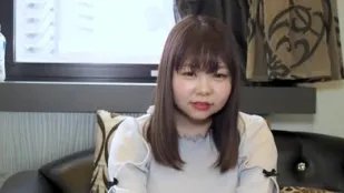 FC2PPV-4582084 心情愉快感觉舒服时就会忍不住用舌头舔舐