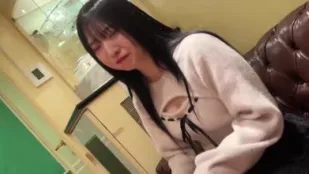 FC2PPV-4804475 长相酷似某位著名偶像的超级美女