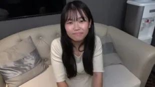 FC2PPV-4576420 纯粹无垢黑发美少女美腿E罩杯千波酱体液狂洩淫穴