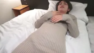 FC2PPV-1732996 身材超级苗条的女孩性欲旺盛