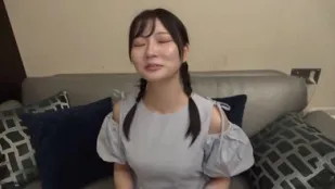 FC2PPV-4812452 色情女王接受了小鲜肉的精液