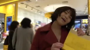 FC2PPV-4568174 喷潮失禁阴部爱抚下像小狗般娇喘堕落快感