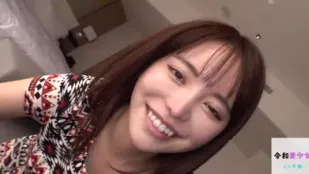 FC2PPV-1355458 拥有四分之一俄罗斯血统的女孩