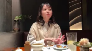 FC2PPV-4836718 在兴奋时会以极其性感的方式扭动臀部