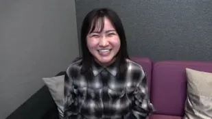 FC2PPV-4582583 H罩杯巨乳面包店招牌艾丽卡