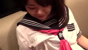 FC2PPV-4568697 高中生的平胸素人女孩