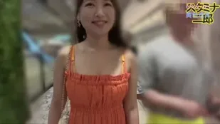 FC2PPV-4845081 高挑美腿生猛性交