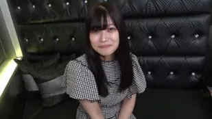 FC2PPV-4568451 内向腼腆大一新生初尝中出