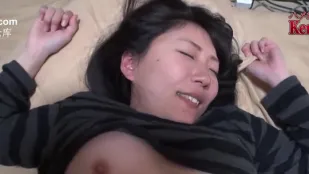 FC2PPV-1121053 無修正個人撮影帰言住清楚系家出娘突然帰