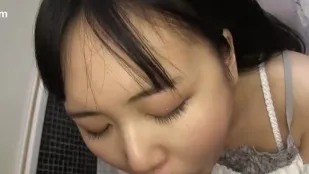 FC2PPV-1137675 珍藏额外服务穿耳环的变态美少女这么可爱你忍心吗