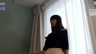 FC2PPV-993790 在校模特首次个人摄影活动