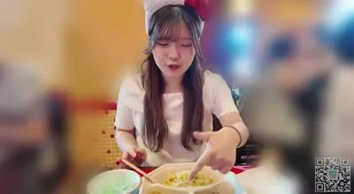 FC2PPV-4822500 最美女性双重喷水和连续内射